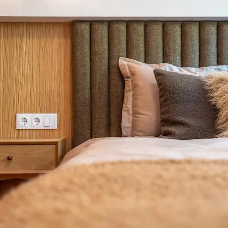 Stylish Two-bedroom Haven Near Doctor Garden * 索菲亞